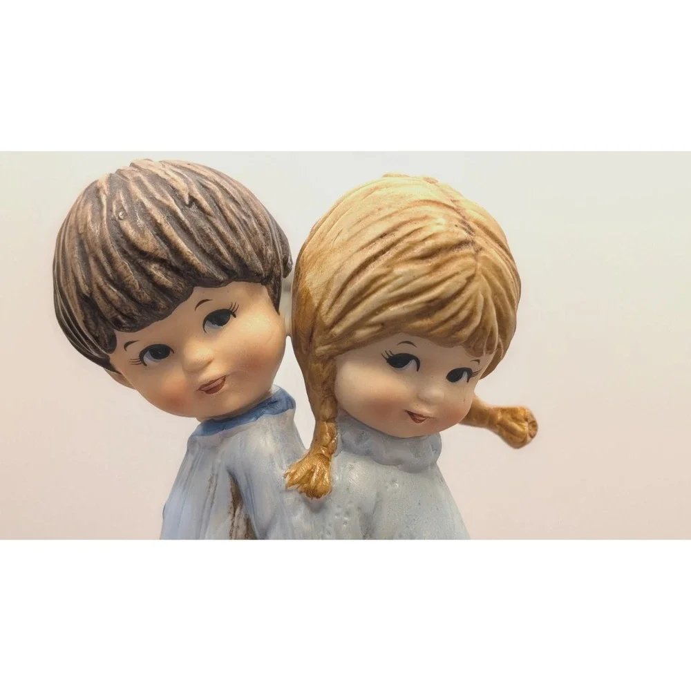 Vintage Moppets Boy Girl Holding Hands Figurine 1971 Fran Mar Japan 6.5